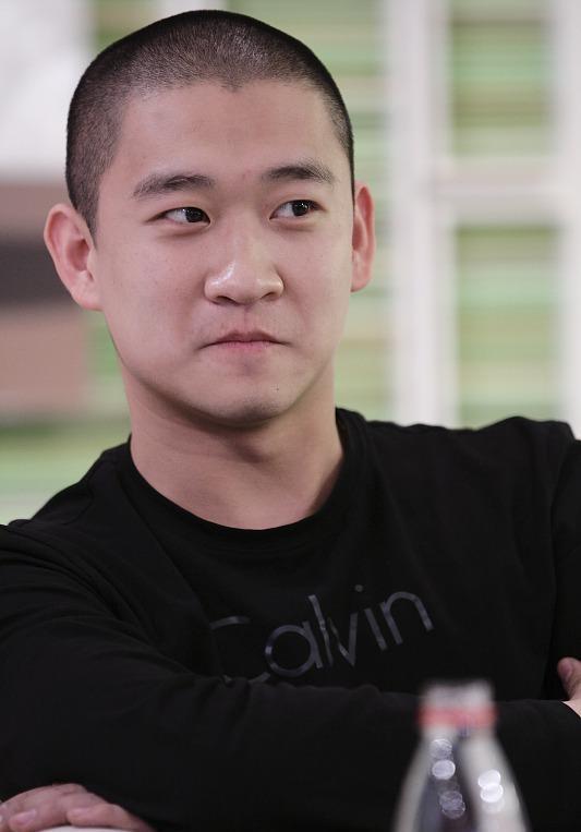 演员曹云金,从相声新星到影视演员的跨界传奇