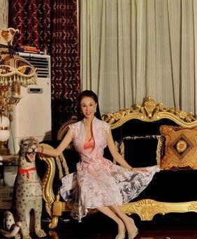 汤玲玲资料,从平凡走向卓越的人生旅程